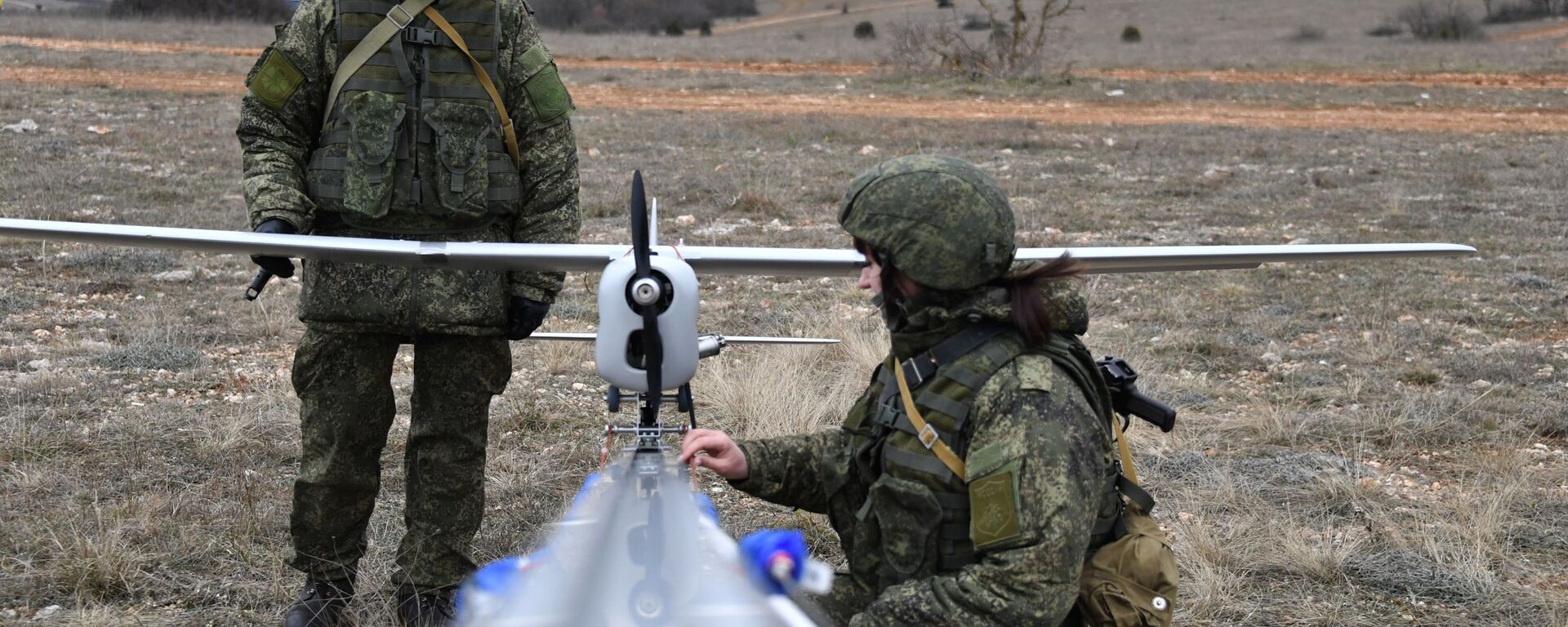 Женский боевой расчет по управлению беспилотными аппаратами из бригады разведки Черноморского флота - Sputnik Việt Nam, 1920, 08.11.2021