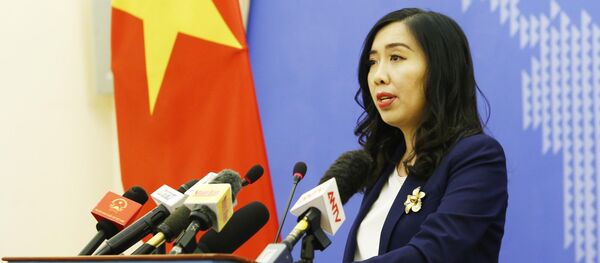 Người phát ngôn Bộ Ngoại giao Lê Thị Thu Hằng trả lời các câu hỏi của phóng viên báo chí trong và ngoài nước. Người phát ngôn Bộ Ngoại giao Lê Thị Thu Hằng trả lời các câu hỏi của phóng viên báo chí trong và ngoài nước. - Sputnik Việt Nam