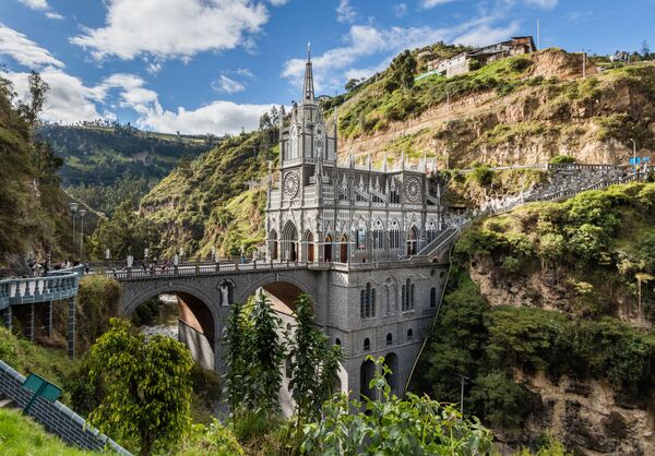 Cầu cạnh nhà thờ Las Lajas ở Colombia - Sputnik Việt Nam