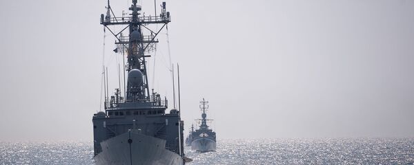 Tàu NATO tiến vào Biển Đen Tàu NATO tiến vào Biển Đen - Sputnik Việt Nam