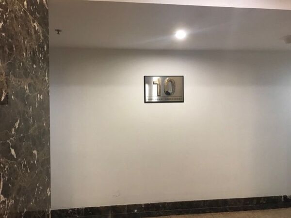 Công an điều tra vụ người đàn ông dâm ô bé gái trong thang máy Công an điều tra vụ người đàn ông dâm ô bé gái trong thang máy - Sputnik Việt Nam