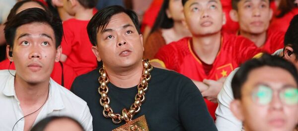 Phúc XO đeo 13kg vàng - Sputnik Việt Nam