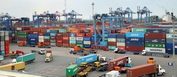 Hoạt động xuất nhập khẩu hàng hóa tại cảng Sài Gòn khu vực 1.  - Sputnik Việt Nam