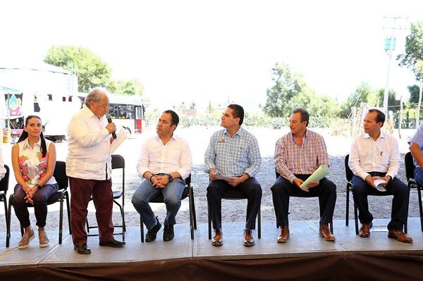 Hãy quên dầu mỏ đi: Mexico mở ra kỷ nguyên sản xuất nhiên liệu từ cây xương rồng Hãy quên dầu mỏ đi: Mexico mở ra kỷ nguyên sản xuất nhiên liệu từ cây xương rồng - Sputnik Việt Nam