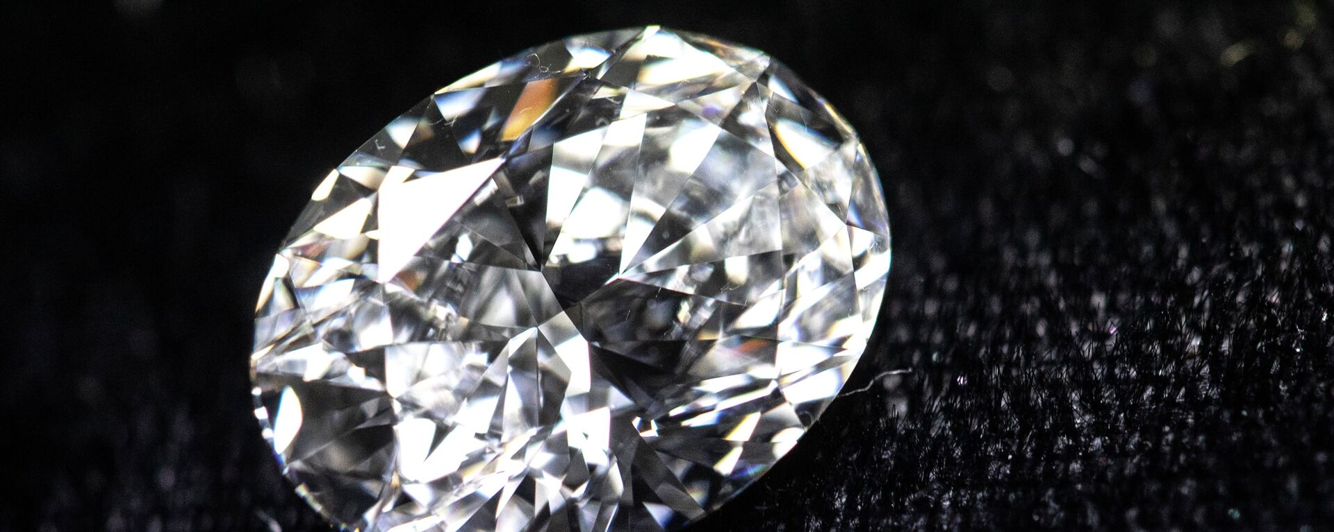 Viên kim cương của tập đoàn Alrosa - Sputnik Việt Nam, 1920, 27.07.2019