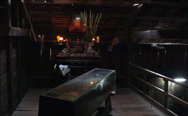 Thi hài hơn 50 năm vẫn như đang ngủ trong ngôi nhà ở miền Tây Thi hài hơn 50 năm vẫn như đang ngủ trong ngôi nhà ở miền Tây - Sputnik Việt Nam