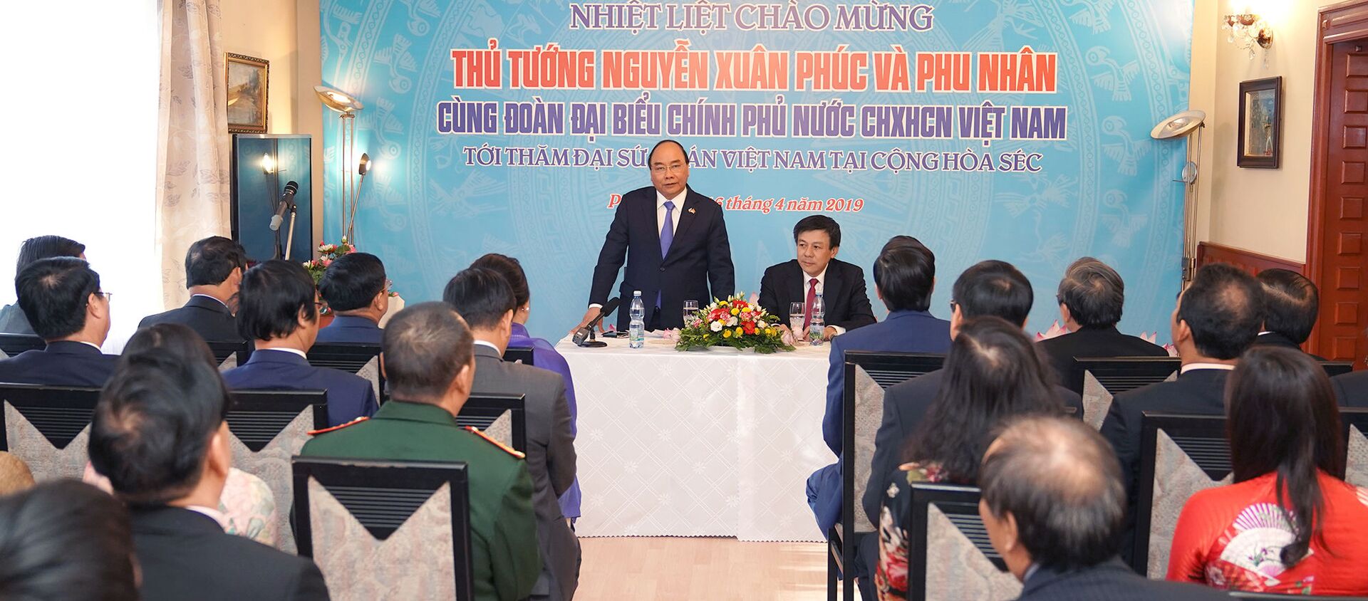 Thủ tướng phát biểu tại cuộc gặp mặt.  - Sputnik Việt Nam, 1920, 17.04.2019