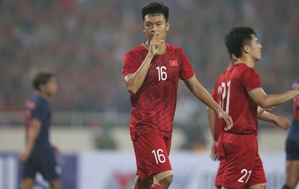 HLV Park Hang-seo tiết lộ lý do tại sao không ai mặc áo số 10 trong tuyển U22 Việt Nam - Sputnik Việt Nam