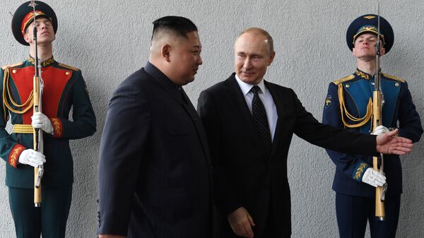 Kim Jong-un và Vladimir Putin  - Sputnik Việt Nam