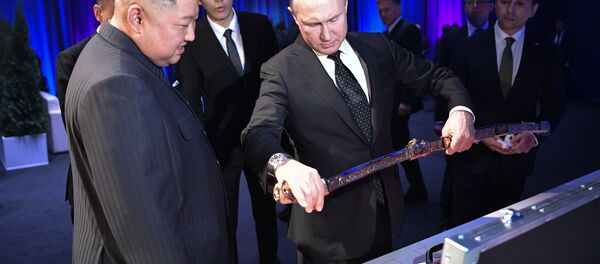 Hai ông Kim Jong-un và Putin tặng nhau những món quà đặc biệt - Sputnik Việt Nam