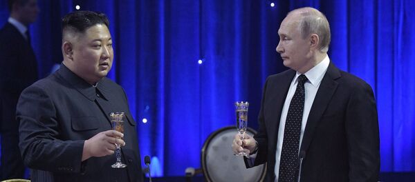 Kim Jong-un và Vladimir Putin Kim Jong-un và Vladimir Putin - Sputnik Việt Nam