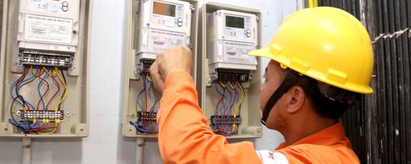 Công nhân điện lực  - Sputnik Việt Nam