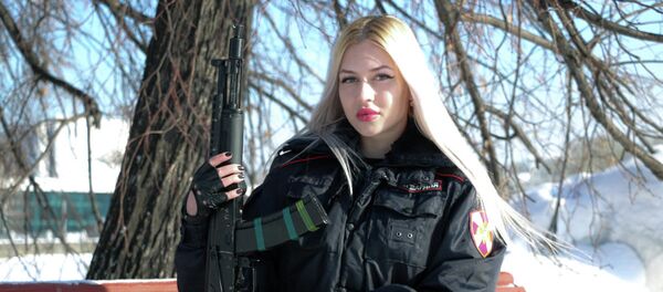 Sỹ quan cảnh sát Anna Khramtsova, thành phố Ekaterinburg - Sputnik Việt Nam