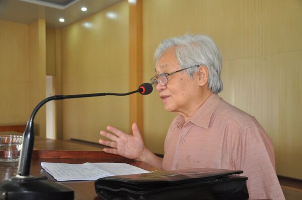 Theo tôi Bộ trưởng Nhạ nên đứng ra xin lỗi Theo tôi Bộ trưởng Nhạ nên đứng ra xin lỗi - Sputnik Việt Nam