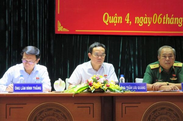 Ông Trần Lưu Quang lần đầu tiên tiếp xúc cử tri Q.4, TP.HCM - Sputnik Việt Nam