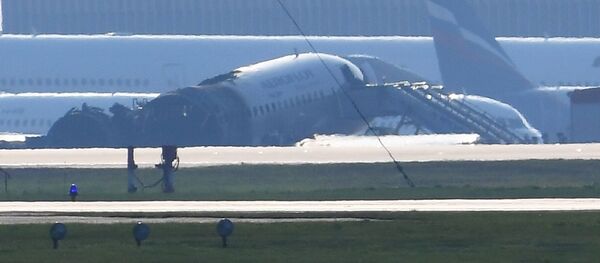 SSJ-100 bị cháy ở Sheremetyevo  - Sputnik Việt Nam