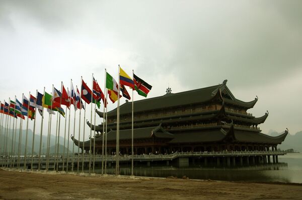 Hướng tới Đại lễ Vesak 2019 tại chùa Tam Chúc Hướng tới Đại lễ Vesak 2019 tại chùa Tam Chúc - Sputnik Việt Nam