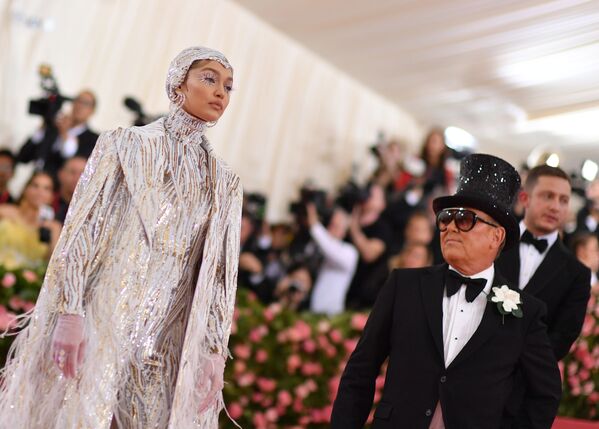 Người mẫu Gigi Hadid tại Met Gala 2019 ở New York - Sputnik Việt Nam