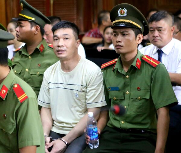 3 câu hỏi trước giờ tuyên án Ngọc Miu, Văn Kính Dương - Sputnik Việt Nam