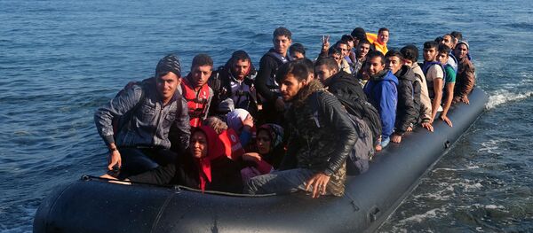 Người tị nạn Trung Đông đến đảo Lesbos - Sputnik Việt Nam