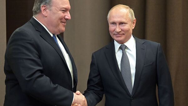 Vladimir Putin và Mike Pompeo - Sputnik Việt Nam