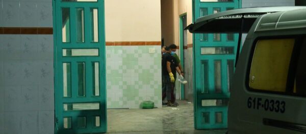 Căn nhà phát hiện hai thi thể bị đổ bê tông bỏ trong bồn nước. - Sputnik Việt Nam