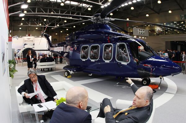 Máy bay trực thăng AW 139 của công ty Leonardo Helicopters, tại Triển lãm HeliRussia - 2019 ở «Crocus Expo» - Sputnik Việt Nam