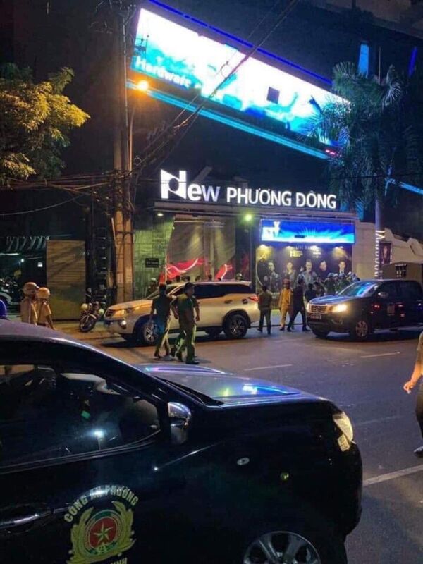 Công an ập vô vũ trường New Phương Đông trong đêm, 75 người dương tính ma túy - Sputnik Việt Nam