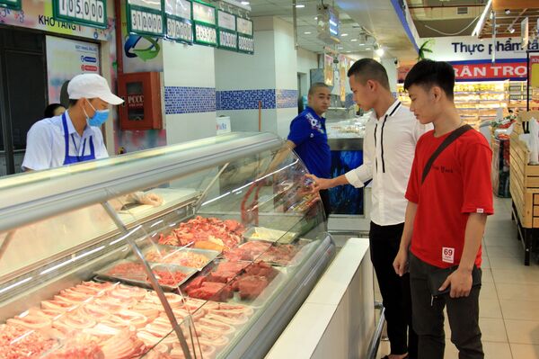 Hiệu ứng thua lỗ dây chuyền từ dịch tả lợn ở Việt Nam Hiệu ứng thua lỗ dây chuyền từ dịch tả lợn ở Việt Nam - Sputnik Việt Nam