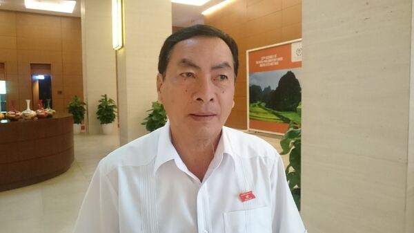 Đại biểu Phạm Văn Hòa Đại biểu Phạm Văn Hòa - Sputnik Việt Nam