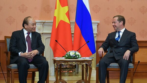 Thủ tướng Dmitry Medvedev đã hội đàm với Thủ tướng Việt Nam Nguyễn Xuân Phúc - Sputnik Việt Nam