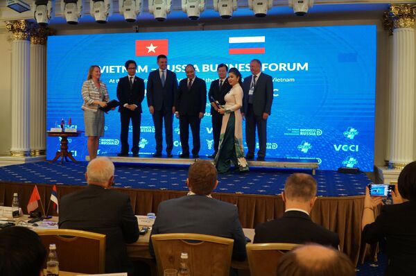 Nước Nga chào đón Nữ hoàng cà phê Việt - Sputnik Việt Nam