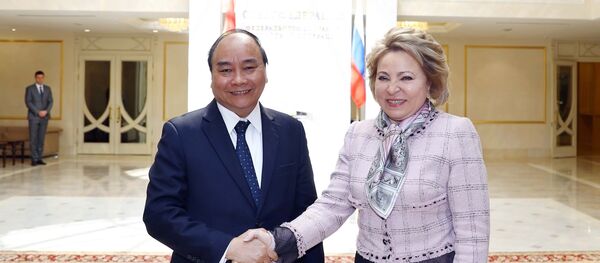 Thủ tướng Nguyễn Xuân Phúc hội kiến Chủ tịch Hội đồng Liên bang, Quốc hội Liên bang Nga Valentina Matviyenko Thủ tướng Nguyễn Xuân Phúc hội kiến Chủ tịch Hội đồng Liên bang, Quốc hội Liên bang Nga Valentina Matviyenko - Sputnik Việt Nam