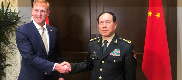 Bộ Trưởng Quốc phòng Mỹ Patrick Shanahan và Bộ Trưởng Quốc phòng Trung Quốc Ngụy Phượng Hòa gặp bên lề Đối thoại Shangri-la ở Singapore hôm 31-5 năm 2019 Bộ Trưởng Quốc phòng Mỹ Patrick Shanahan và Bộ Trưởng Quốc phòng Trung Quốc Ngụy Phượng Hòa gặp bên lề Đối thoại Shangri-la ở Singapore hôm 31-5 năm 2019 - Sputnik Việt Nam