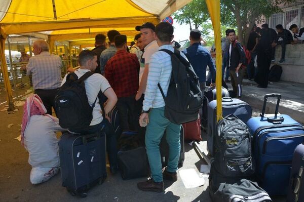 Người tị nạn Syria đang rời khỏi Thổ Nhĩ Kỳ: Chúng tôi muốn trở về quê hương - Sputnik Việt Nam