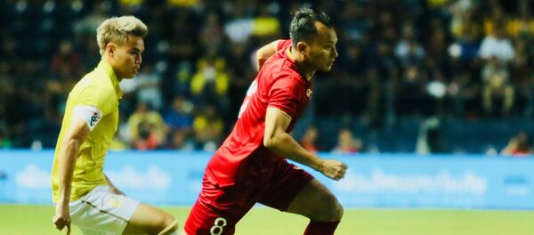 Trọng Hoàng của Việt Nam vượt qua Theerathon của Thái Lan. - Sputnik Việt Nam