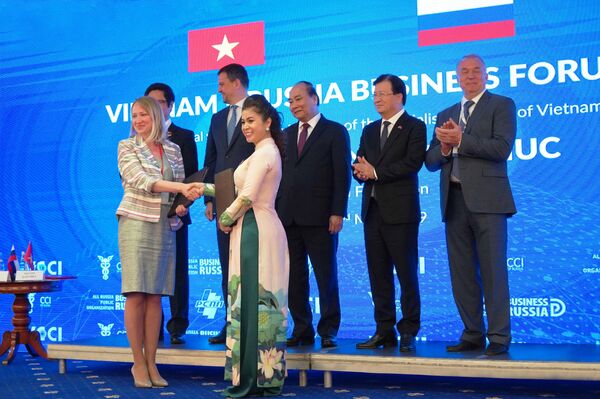 Nước Nga chào đón Nữ hoàng cà phê Việt - Sputnik Việt Nam