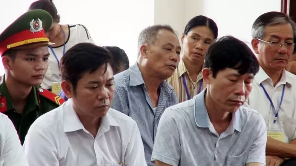 VKS không đồng tình để bác sĩ Hoàng Công Lương hưởng án treo VKS không đồng tình để bác sĩ Hoàng Công Lương hưởng án treo - Sputnik Việt Nam