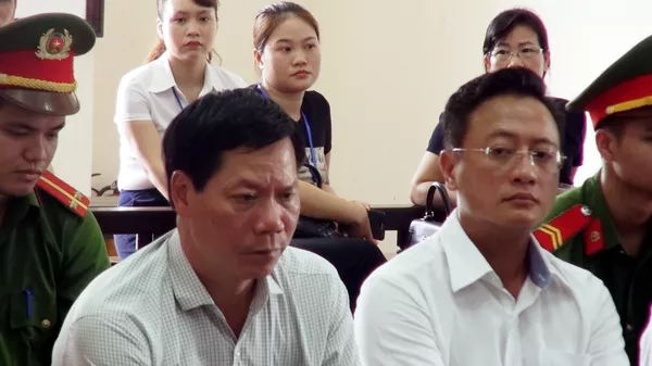 VKS không đồng tình để bác sĩ Hoàng Công Lương hưởng án treo VKS không đồng tình để bác sĩ Hoàng Công Lương hưởng án treo - Sputnik Việt Nam