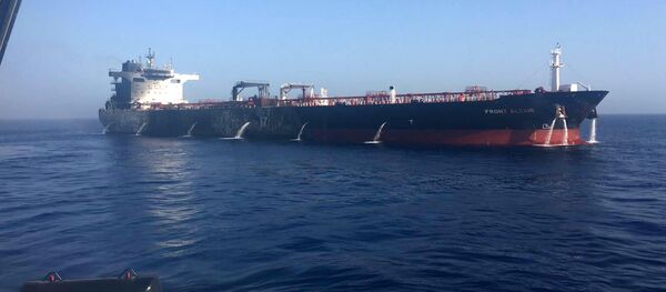 Một tàu chở dầu gặp nạn ở vịnh Oman  - Sputnik Việt Nam