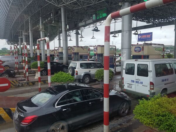 Đang xét giảm phí trạm Hòa Lạc - Hòa Bình Đang xét giảm phí trạm Hòa Lạc - Hòa Bình - Sputnik Việt Nam