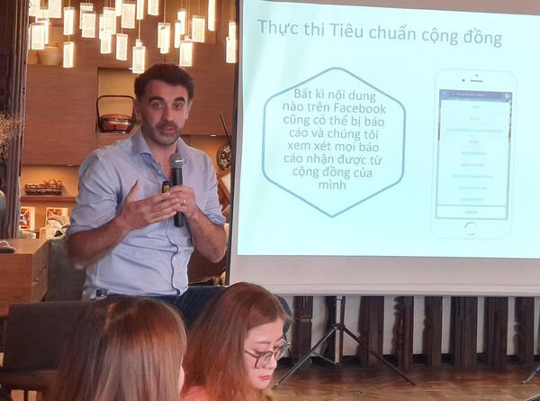 Facebook cảnh báo nội dung vi phạm pháp luật Việt Nam sẽ bị ẩn đi Facebook cảnh báo nội dung vi phạm pháp luật Việt Nam sẽ bị ẩn đi - Sputnik Việt Nam