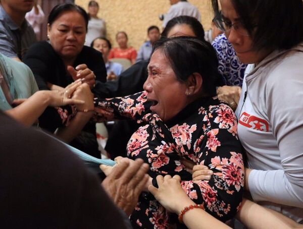 Cử tri chất vấn đại biểu về trách nhiệm trong sai phạm ở Thủ Thiêm - Sputnik Việt Nam