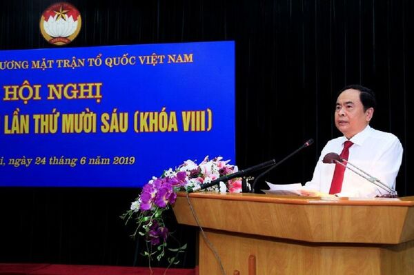 Từ phản ứng gay gắt trước phát biểu Việt Nam “xâm lược” Campuchia đến chuyện bảo kê xăng giả của Trịnh Sướng - Sputnik Việt Nam