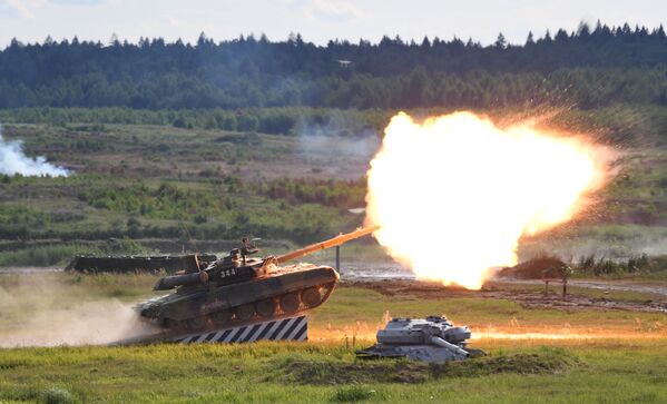 Xe tăng T-90A tại Diễn đàn kỹ thuật quân sự quốc tế V Army-2019 - Sputnik Việt Nam