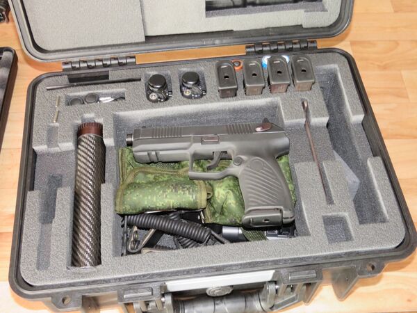 Súng ngắn Udav: thay thế cho cựu binh Makarov - Sputnik Việt Nam