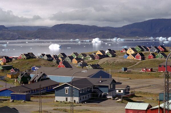 Những tảng băng khổng lồ trong vịnh Narsak, phía Nam Greenland - Sputnik Việt Nam