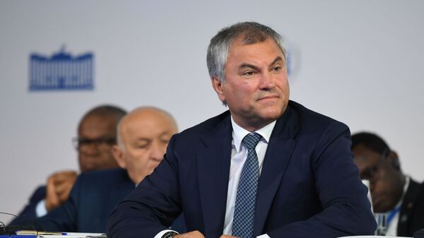 Ông Vyacheslav Volodin, Chủ tịch Duma Quốc gia (Hạ viện) Nga tại Diễn đàn “Sự phát triển chế độ đại nghị” lần thứ hai  - Sputnik Việt Nam