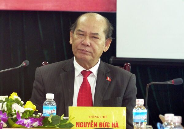 Để mất một Ủy viên Trung ương không thể tính thiệt hại bao tiền - Sputnik Việt Nam