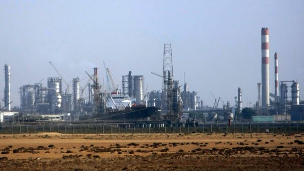 Khai thác dầu mỏ - Sputnik Việt Nam